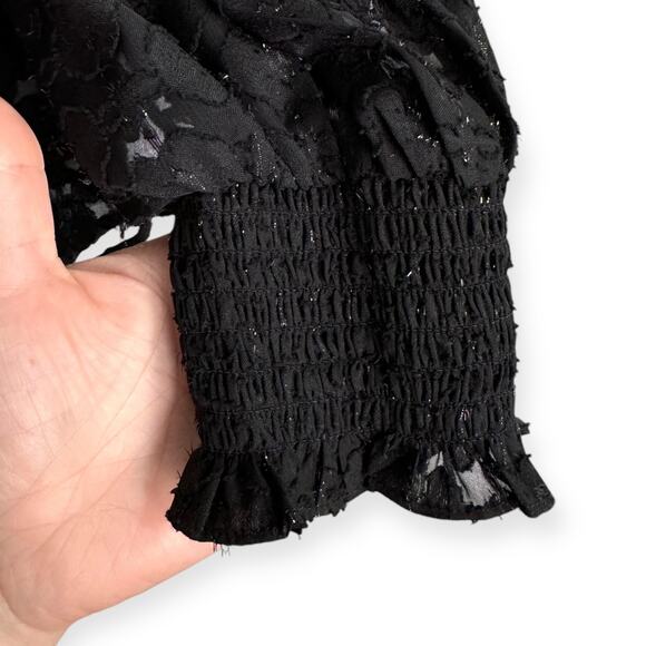 Torrid Size 2 Black Geo Clip Chiffon Smocked Peasant Button Up Blouse Women's 2X - Picture 8 of 12